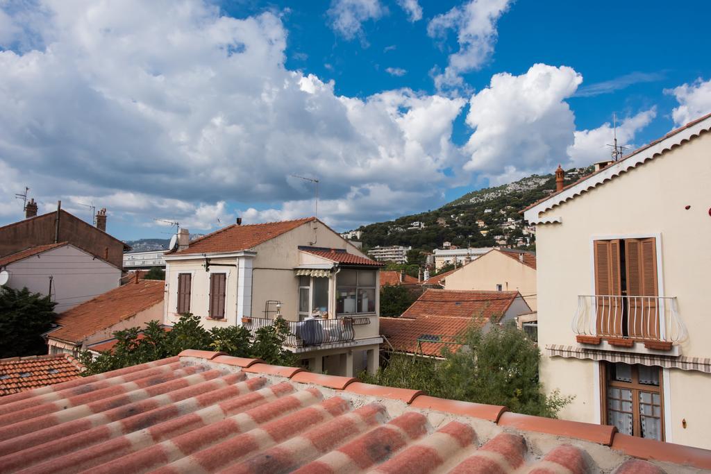 Hotel Au Pied Du Mont Faron Toulon Exterior foto